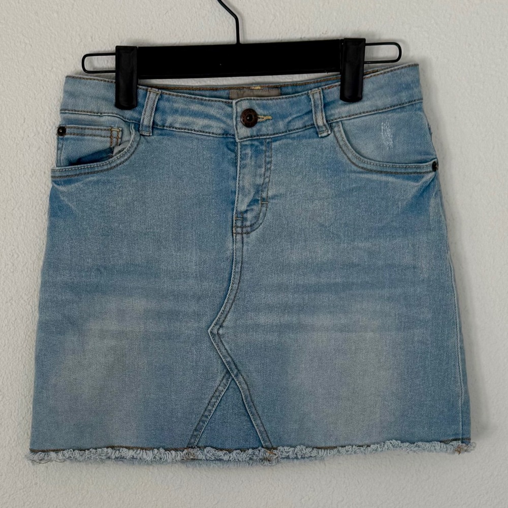 Lucky Brand‎ Girls Denim Skirt Light Wash Adjustable Waist Raw Hem Size 12